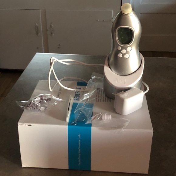 Rodan & Fields Macro Exfoliator Like New - Picture 1 of 3
